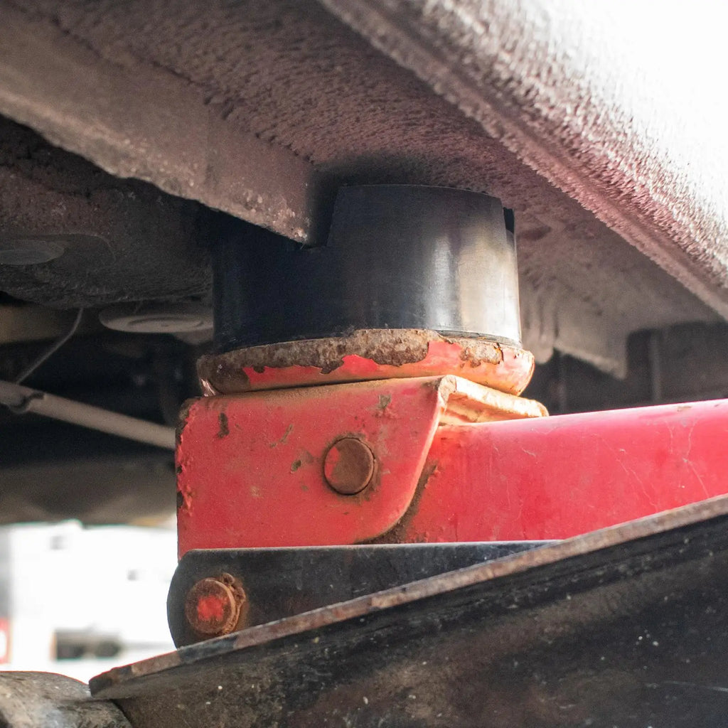 Universal Car Rubber Cross Slotted Jack Pad Adapter Guard Floor Disk Frame Rail Protector For Pinch Weld Side Chassis Trolley