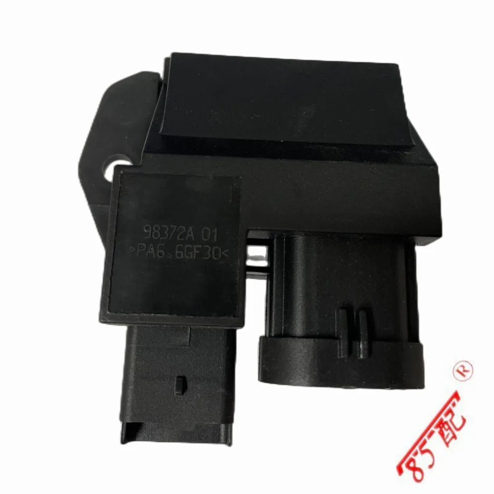 1267J6 98372A01 9827870080 FOR Peugeot 207 208 407 508 Citroen C2 C3 DS3 Do Radiador Do Motor Resistor Relay