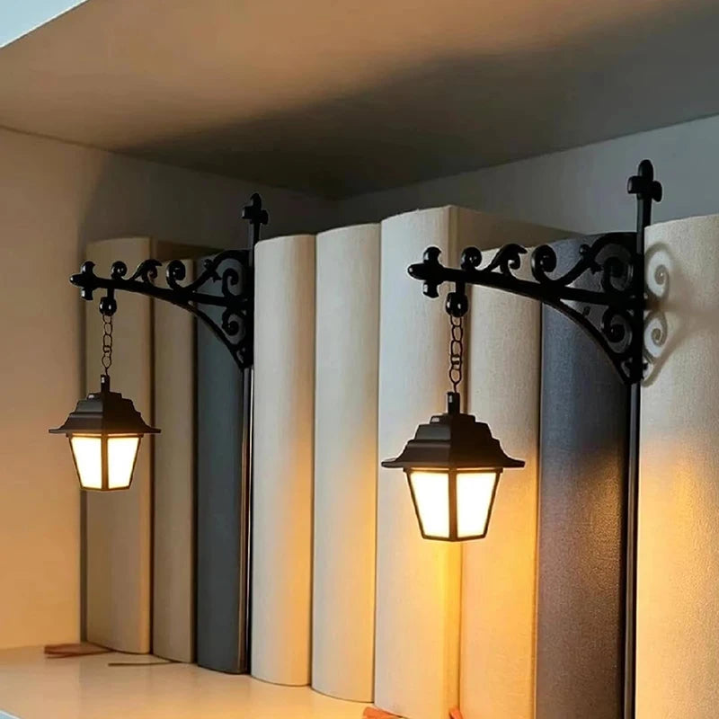 Library Lantern LED Bookshelf Light, Vintage Bookcase Night Lamp Decor, 1pc, Color A/B
